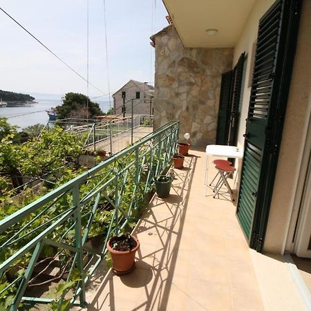 Apartment Gita Sumartin Exterior photo